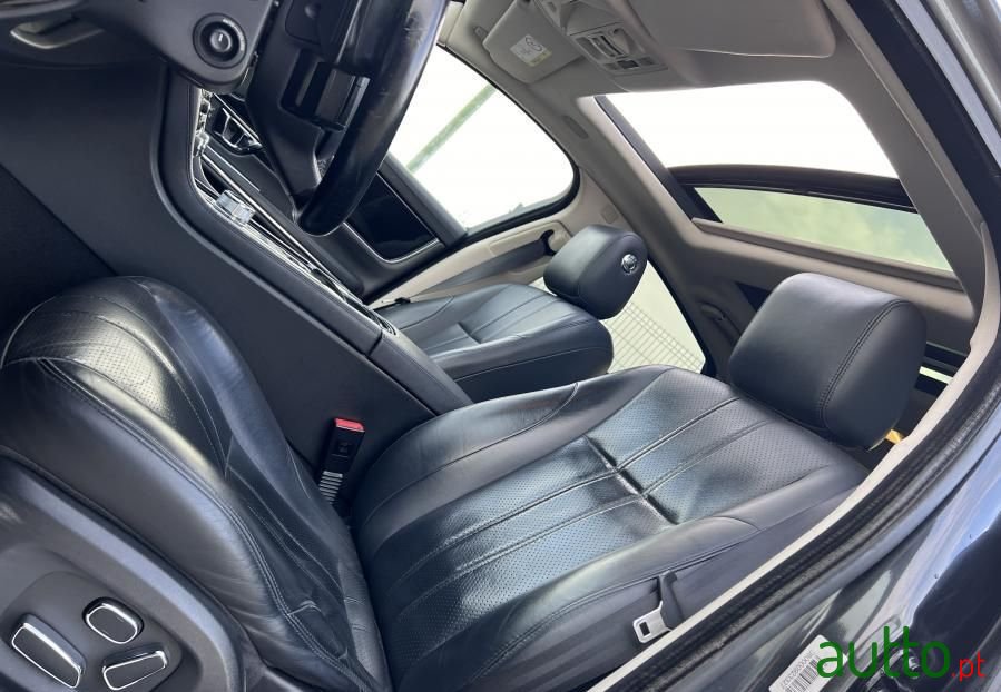 2014' Jaguar XJ photo #5