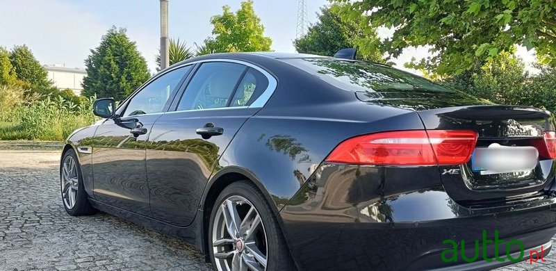 2017' Jaguar XE photo #2