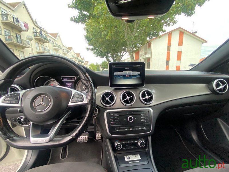 2016' Mercedes-Benz Cla-200 photo #5