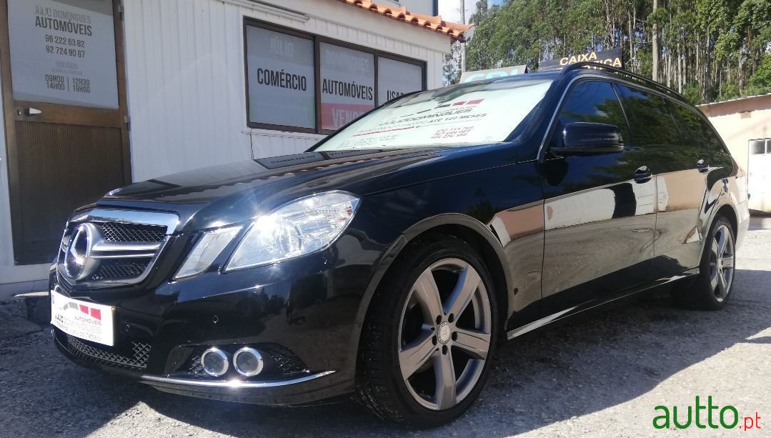 2010' Mercedes-Benz E-200 photo #1