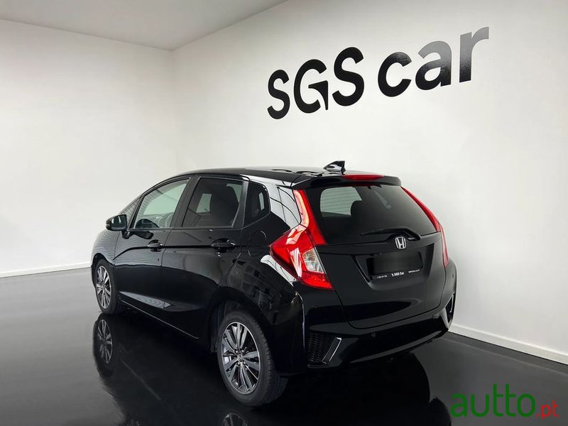 2017' Honda Jazz photo #3