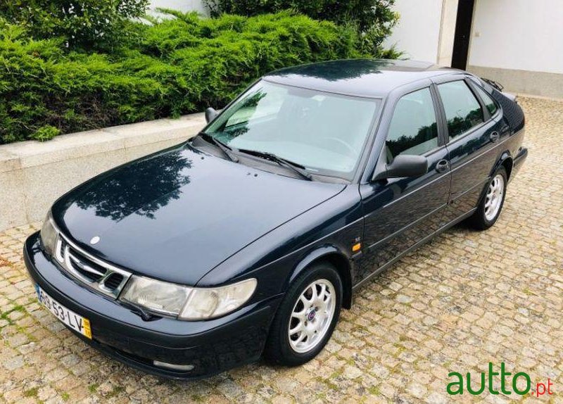 1998' Saab 9-3 Sport Hatch photo #1