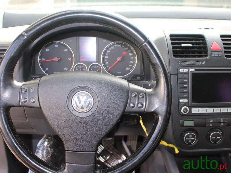 2006' Volkswagen Jetta photo #4