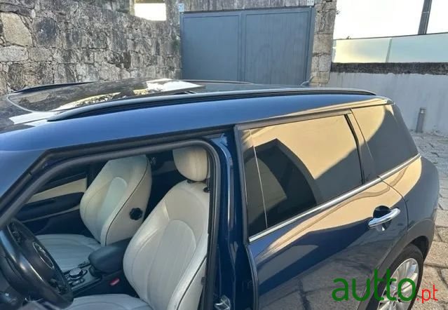 2016' MINI Clubman One D photo #6