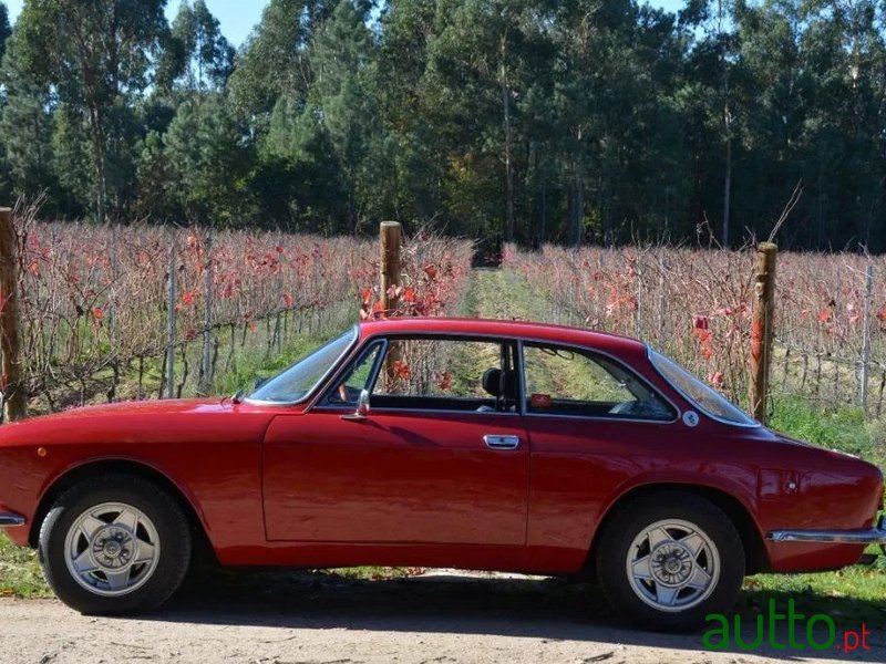 1973' Alfa Romeo GTV photo #2