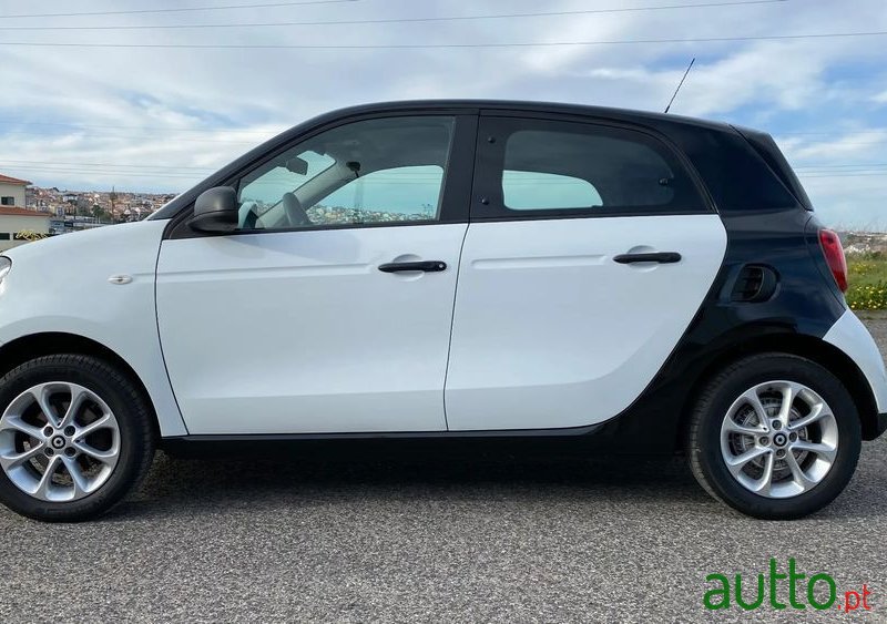 2018' Smart Forfour 1.0 Passion 71 photo #6