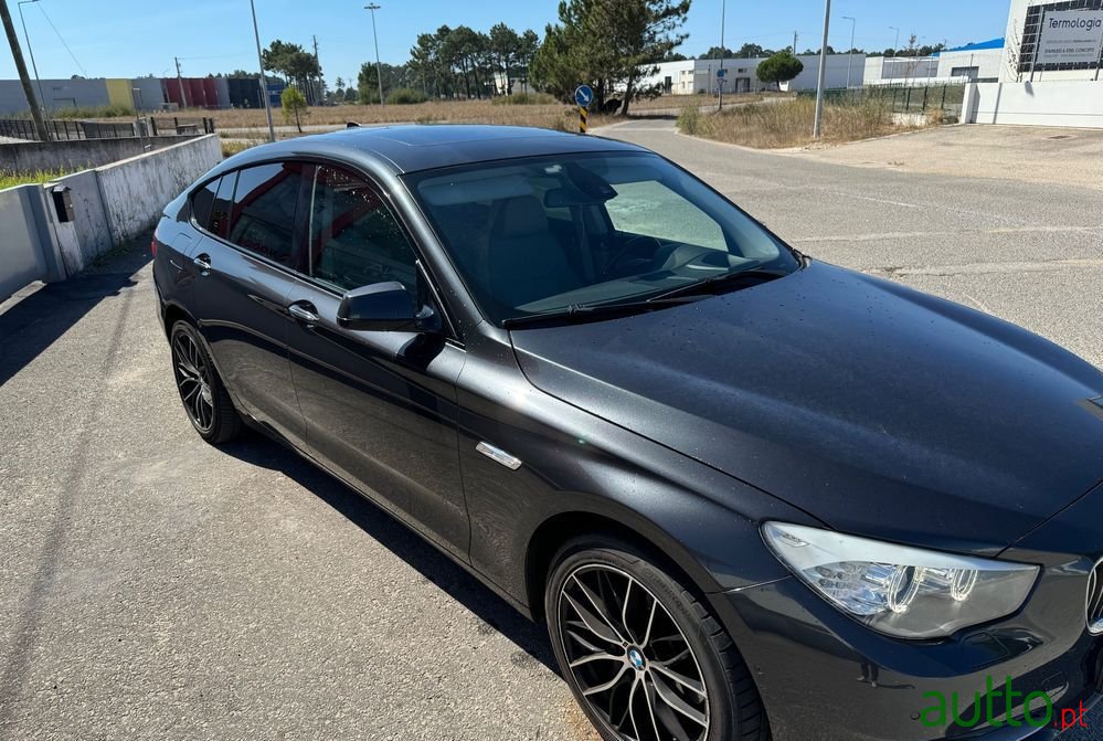 2010' BMW Série 5 photo #3