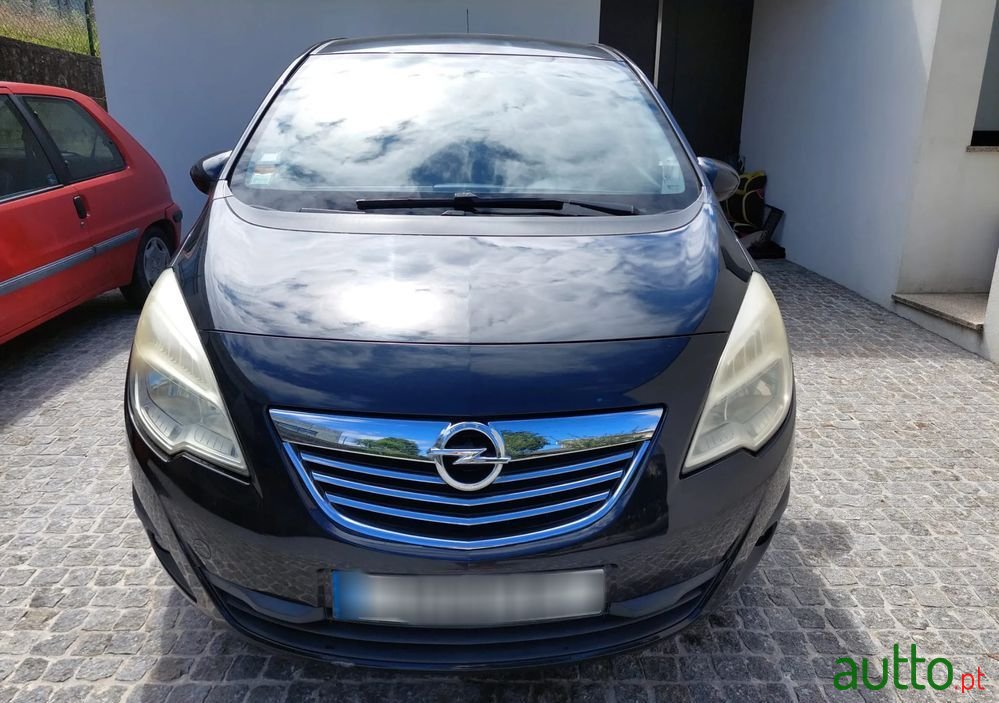 2013' Opel Meriva 1.3 Cdti Cosmo S/S photo #1