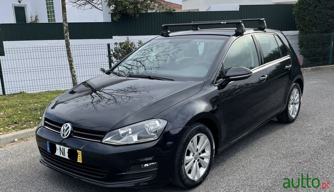 2012' Volkswagen Golf photo #1