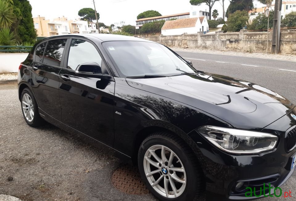 2016' BMW 120 Sport photo #2