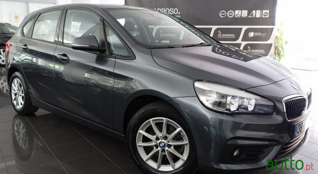 2015' BMW 216 Active Tourer D photo #1