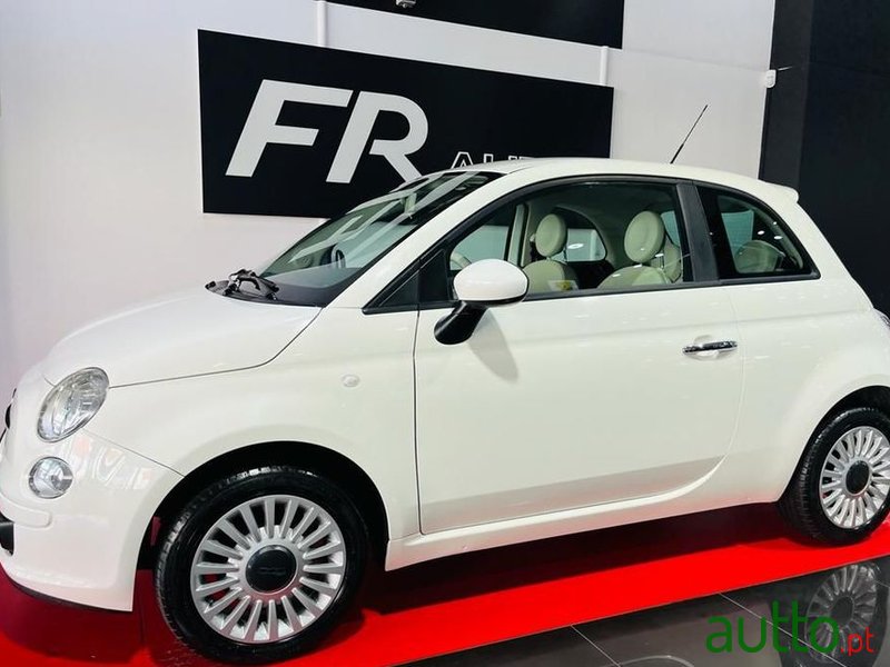2011' Fiat 500 photo #2