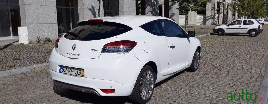 2014' Renault Megane photo #4