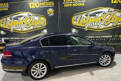 2011' Volkswagen Passat