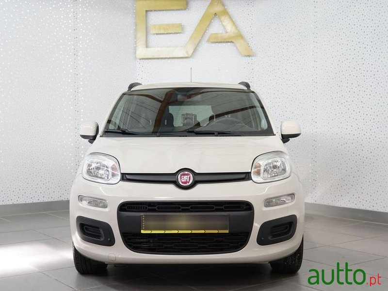 2012' Fiat Panda photo #2