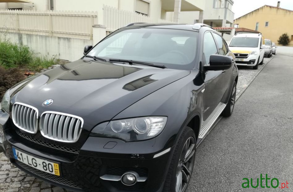 2011' BMW X6 photo #1