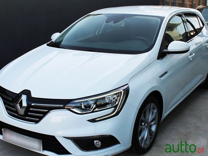 2017' Renault Megane 1.5 Dci Intens photo #2