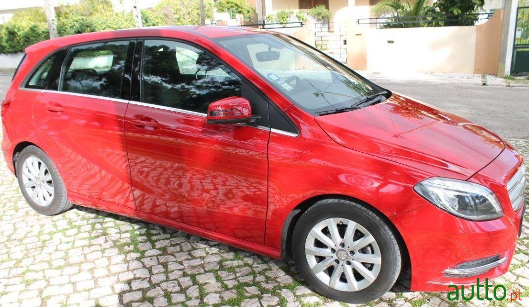 2014' Mercedes-Benz B-180 Blueefficiency photo #1