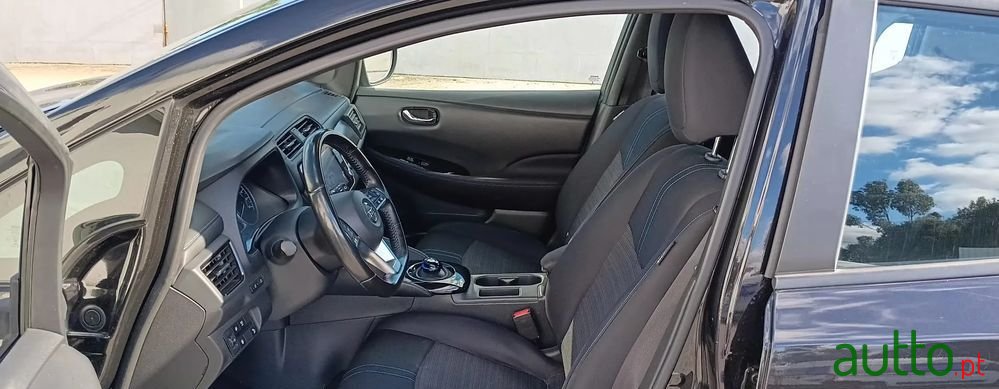 2020' Nissan Leaf Acenta photo #4