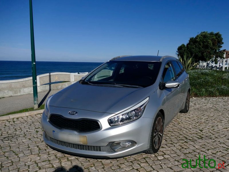 2014' Kia Ceed Sw photo #1