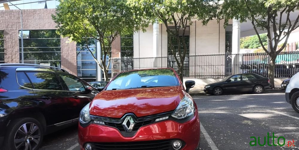 2013' Renault Clio 0.9 Tce photo #2