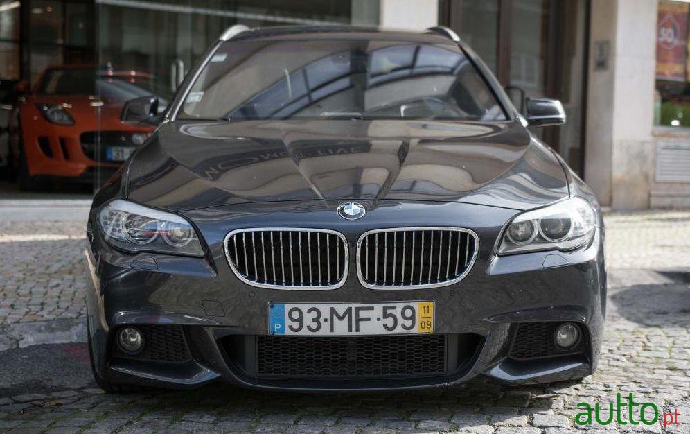 2011' BMW 535 photo #3