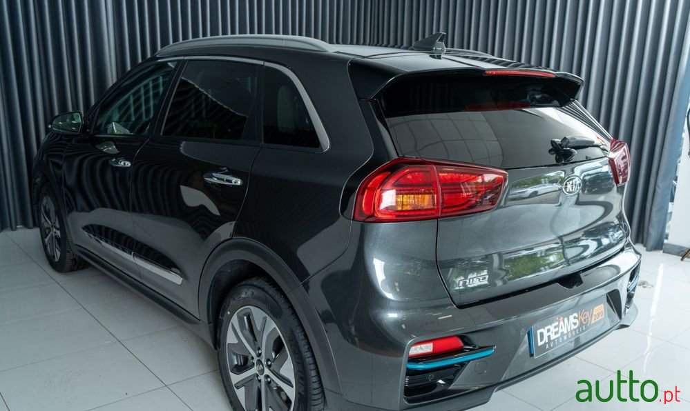 2021' Kia e-Niro 64Kwh photo #5