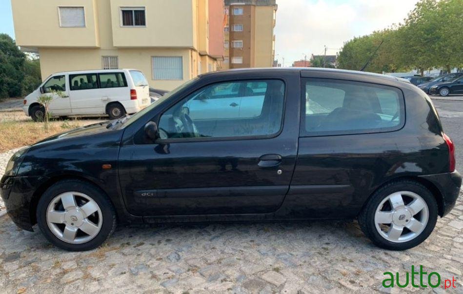2002' Renault Clio Dci photo #5