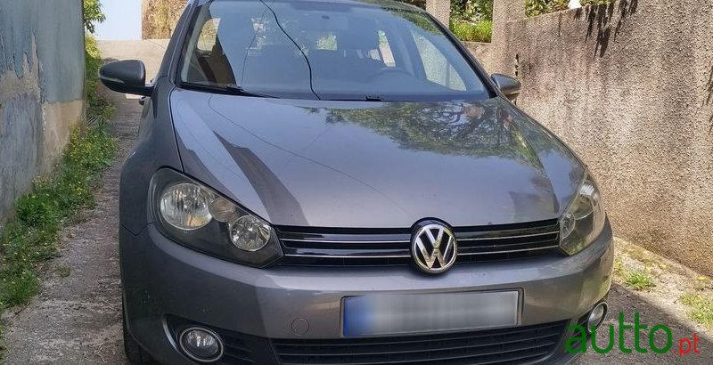 2011' Volkswagen Golf 1.6 Tdi Edition photo #4