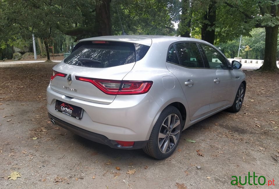 2016' Renault Megane photo #3