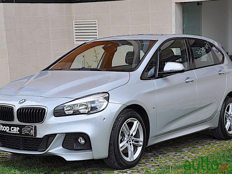 2015' BMW 216 Active-Tourer photo #2