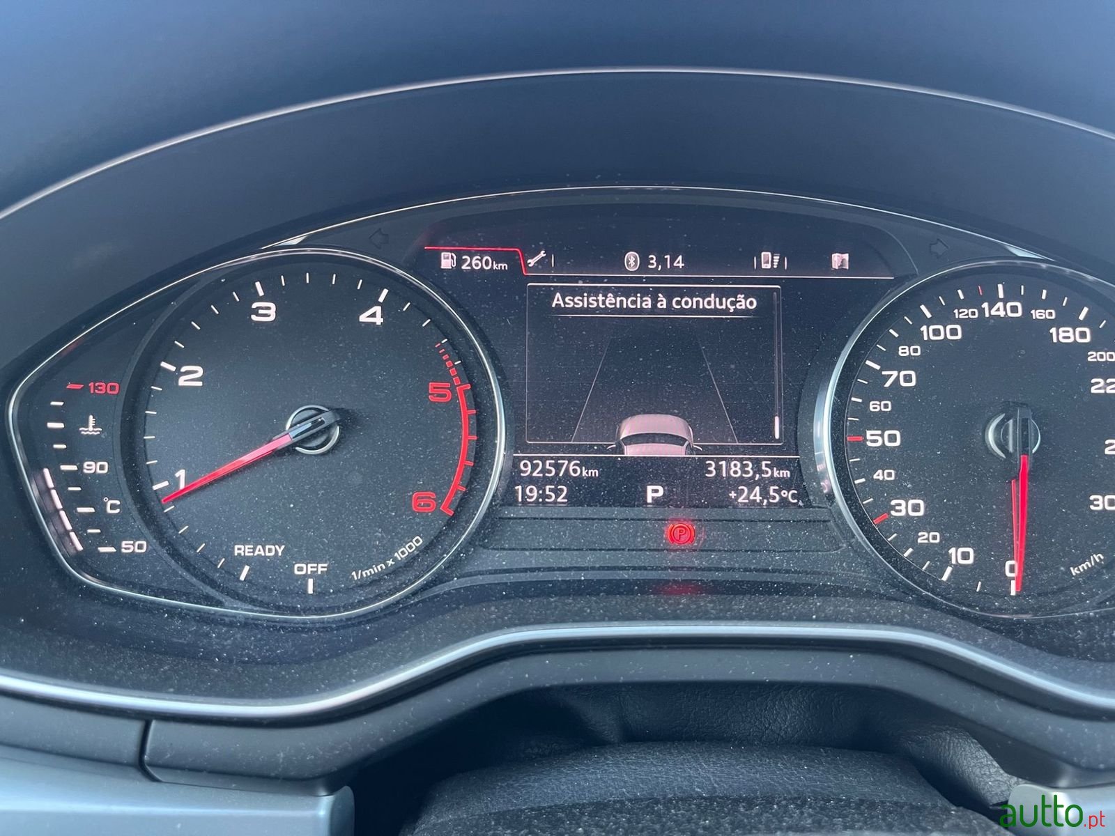 2018' Audi A4 Avant photo #6