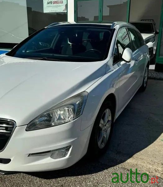 2014' Peugeot 508 Sw photo #2