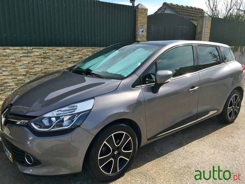 2013' Renault Clio Sport Tourer 1.5 Dci Luxe photo #1