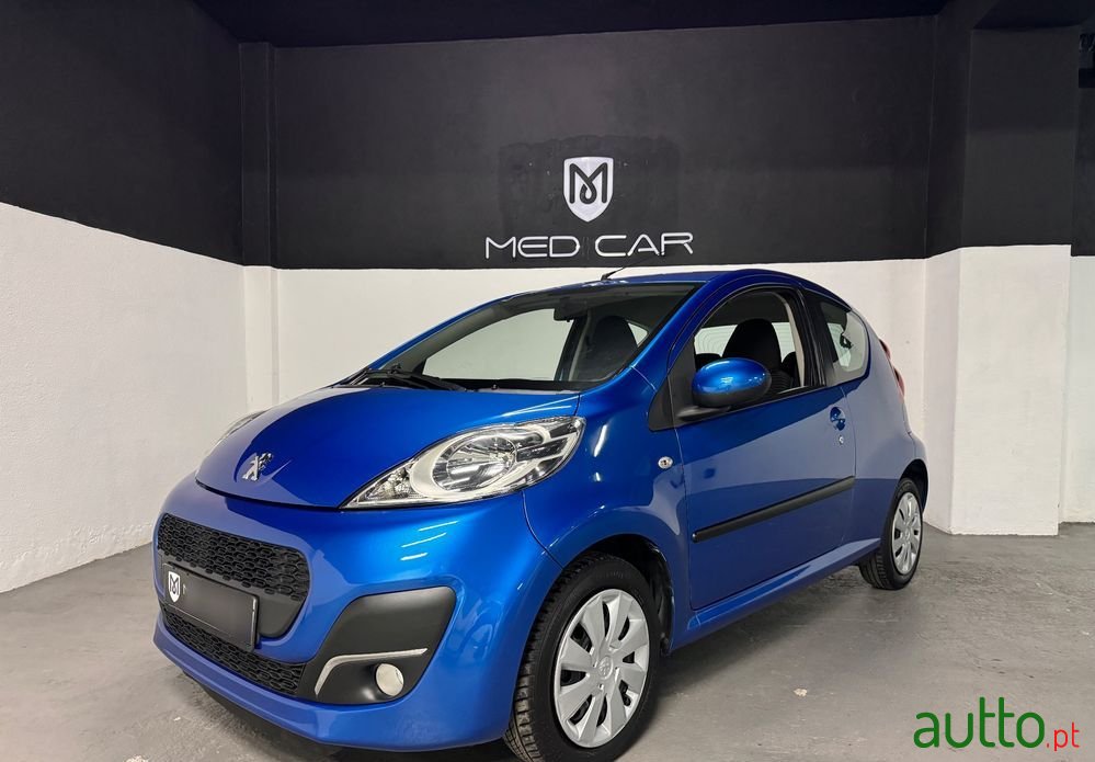 2012' Peugeot 107 1.0 Active photo #3