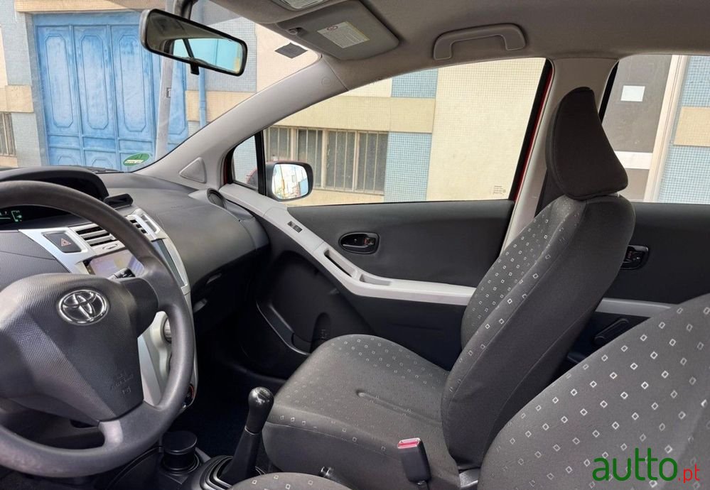 2008' Toyota Yaris 1.0 Vvt-I Ac photo #6