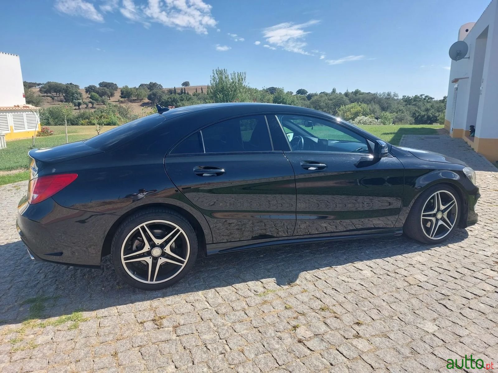 2016' Mercedes-Benz Cla-180 photo #5