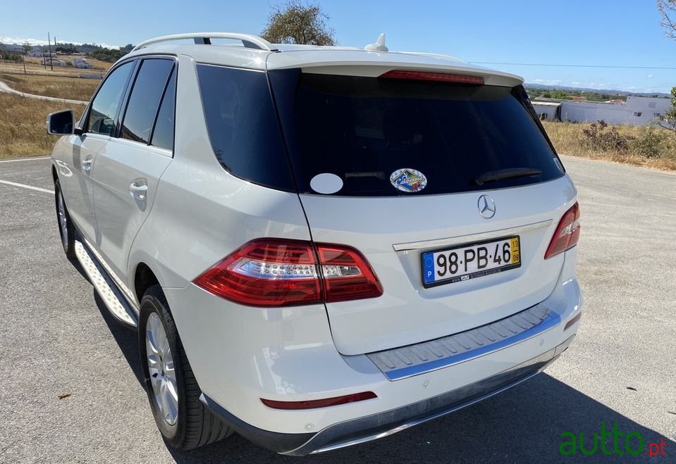 2012' Mercedes-Benz Ml-250 photo #6