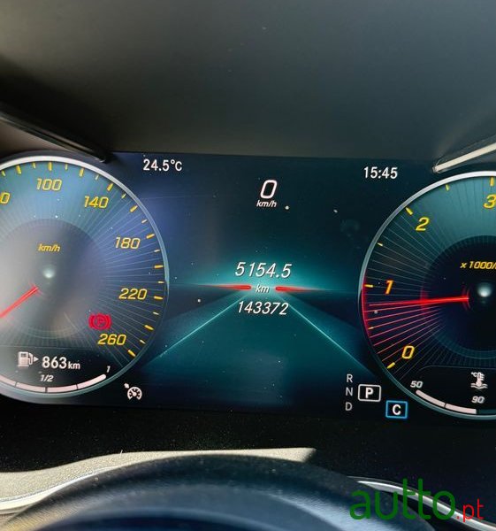 2018' Mercedes-Benz Classe C photo #6