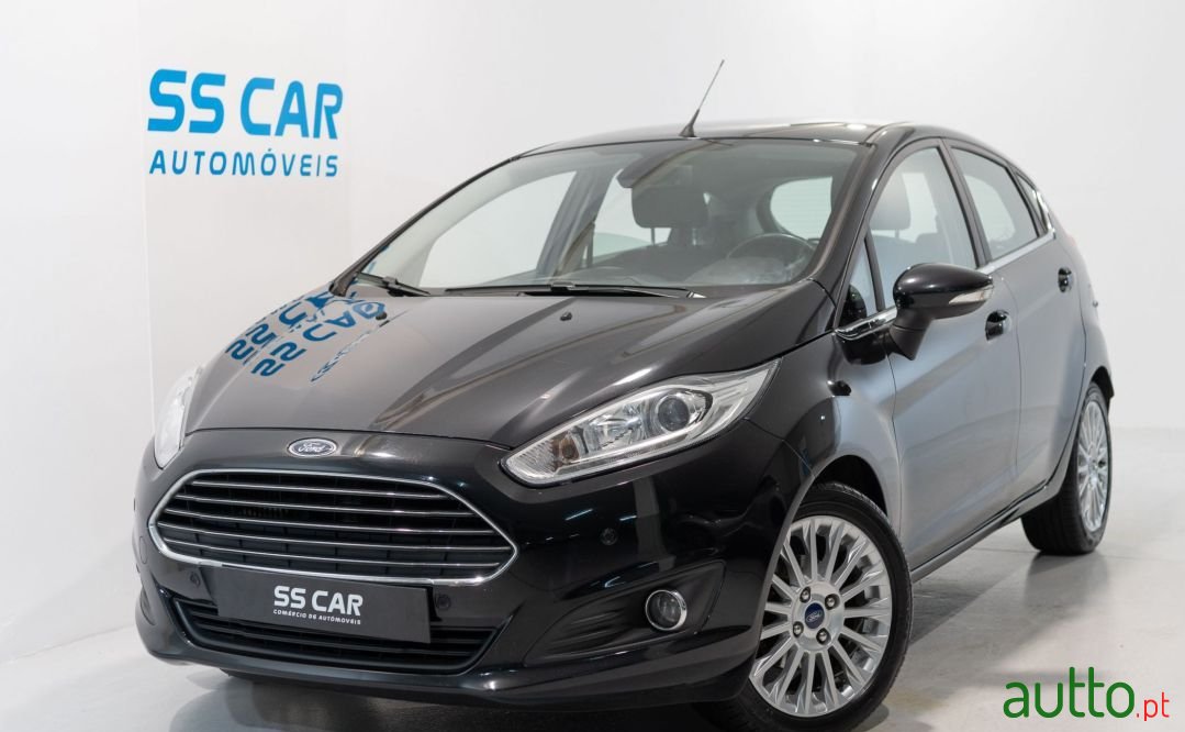 2014' Ford Fiesta photo #1