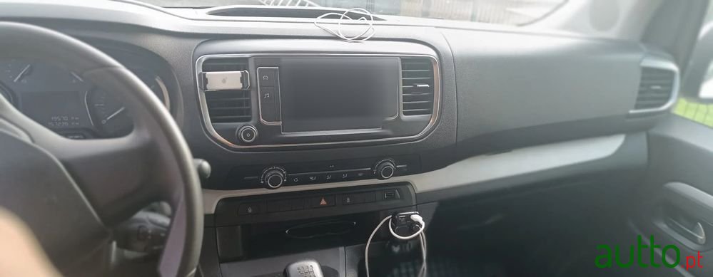 2018' Citroen SpaceTourer photo #4