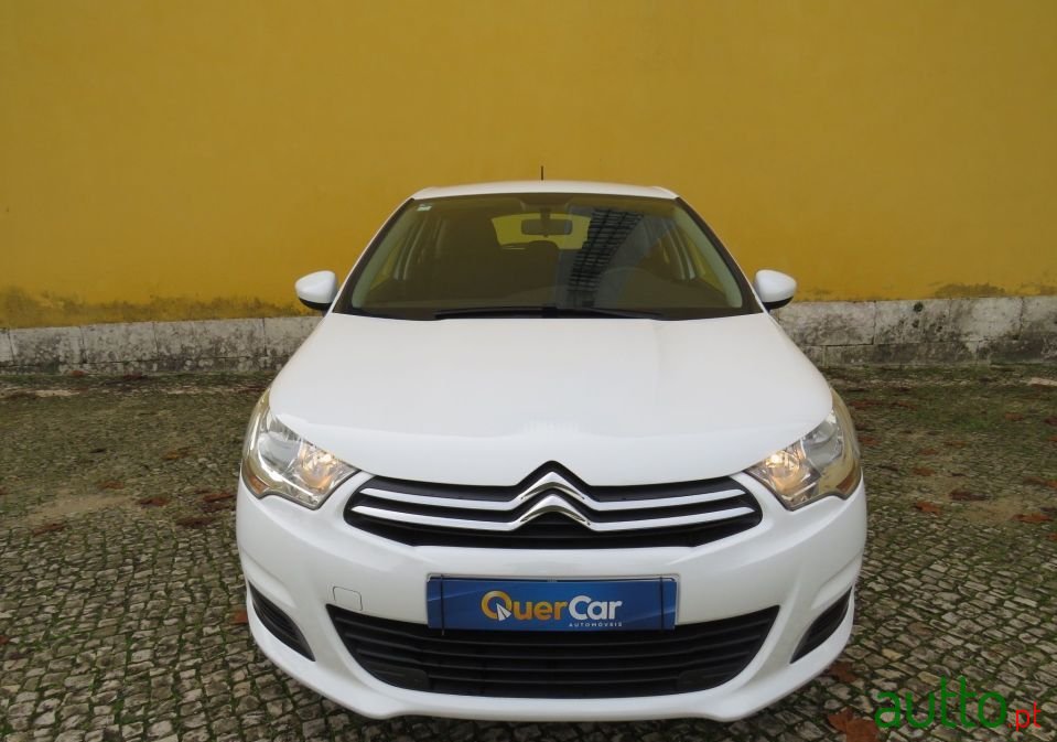 2017' Citroen C4 photo #3