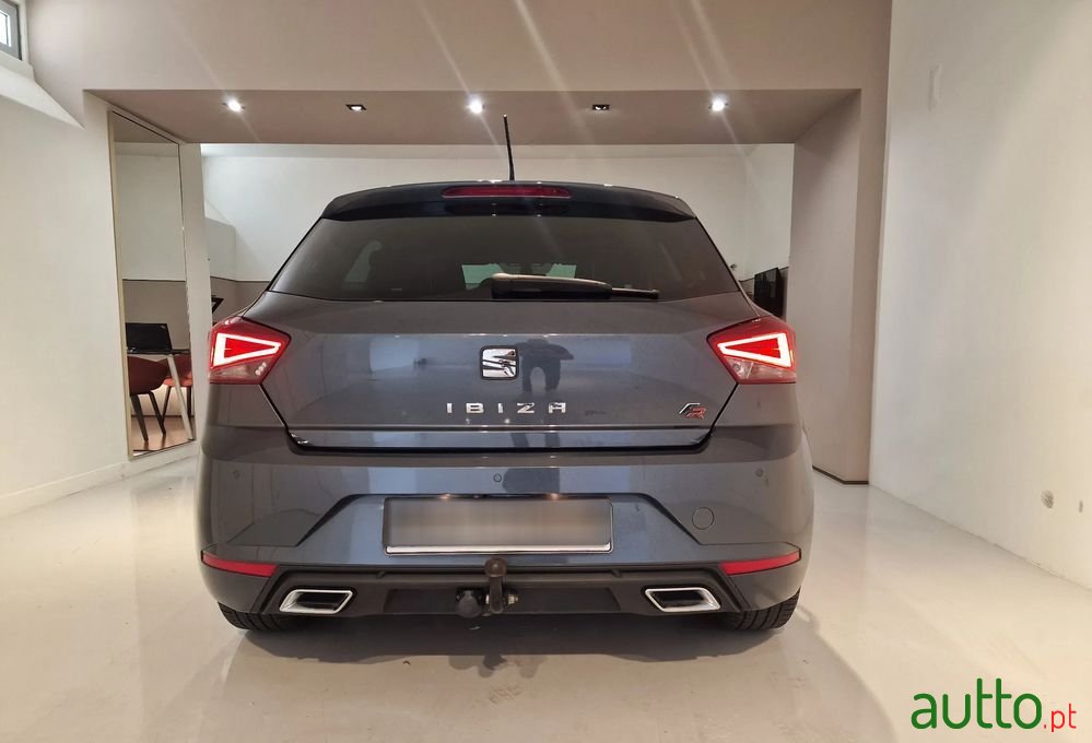 2020' SEAT Ibiza 1.0 Tsi S&S Fr photo #4