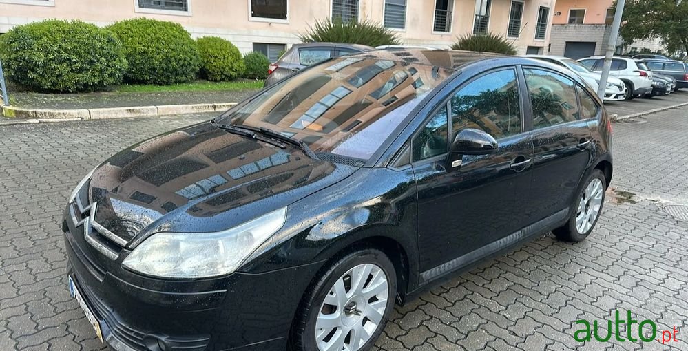 2008' Citroen C4 1.6 Hdi Sx photo #3