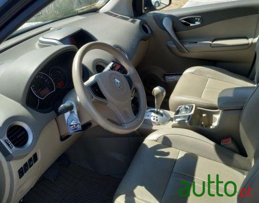2008' Renault Koleos 2.0 4X4 150Cv photo #2