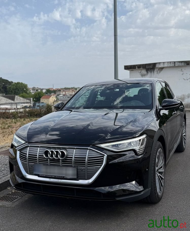 2022' Audi e-tron 50 Quattro S Line photo #1
