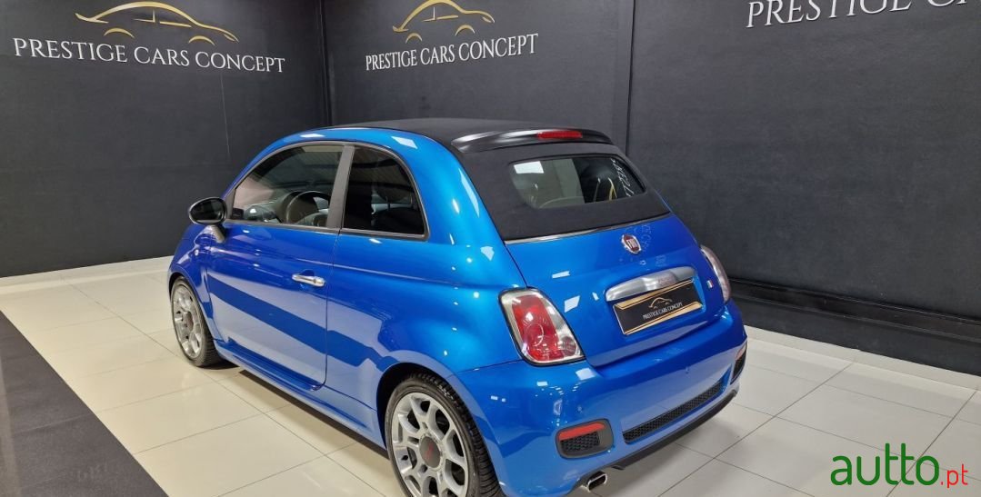 2015' Fiat 500C photo #2