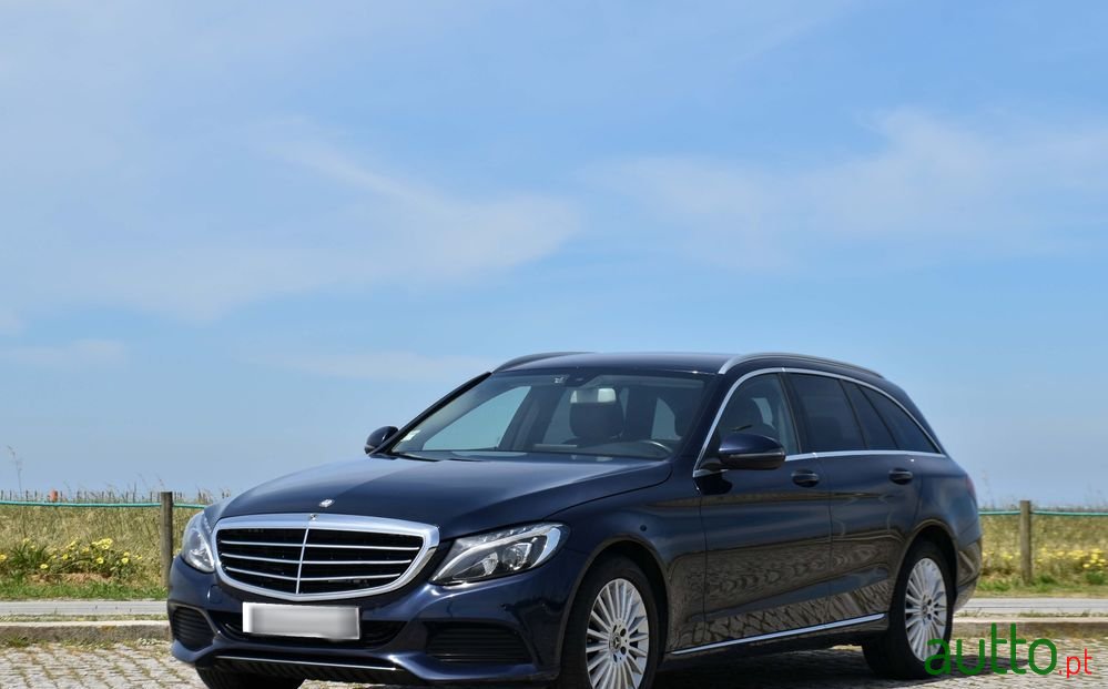 2017' Mercedes-Benz C 220 photo #4