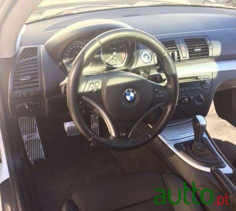 2008' BMW 120 D  Kit M photo #4