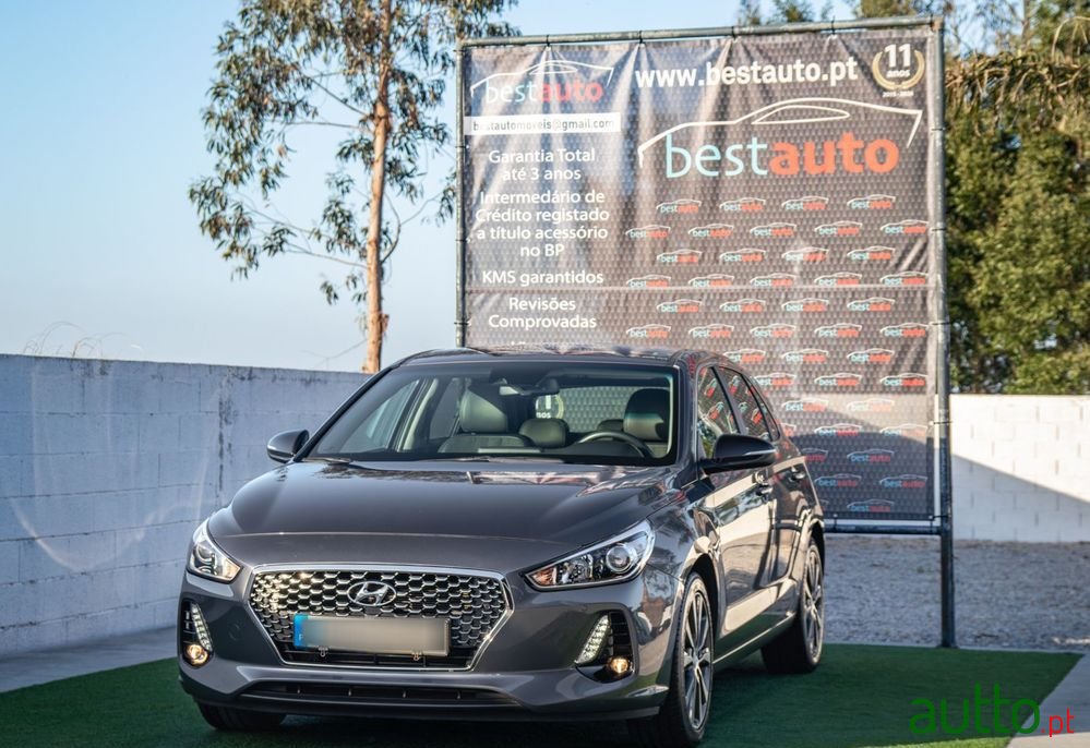 2018' Hyundai i30 photo #2